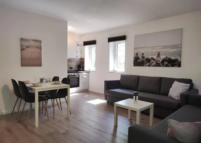 Central Apartment Flensburg